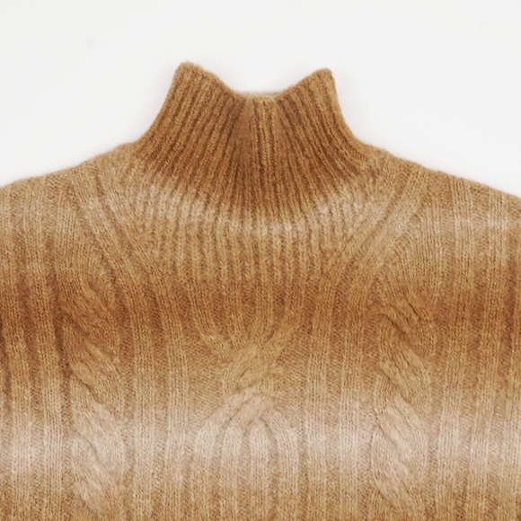 New BANANA REPUBLIC Size XS Celeste Ombre Sweater in Latte - Picture 5 of 6